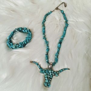 Turquoise faux necklace & bracelet jewelry
